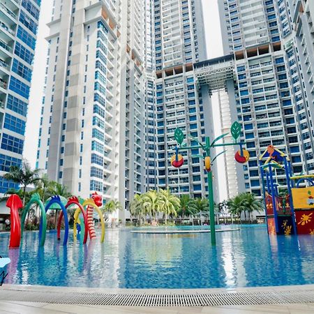 Atlantis 8-12Pax/Netflix/Video Game/5Min To Jonker Lägenhet Malacca Exteriör bild